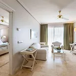Barcelo 4*