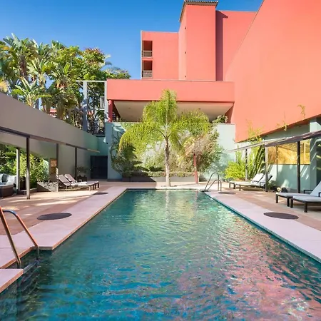 巴瑟罗马贝拉酒店 酒店 4*