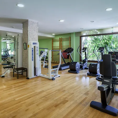 巴瑟罗马贝拉酒店 酒店 4*