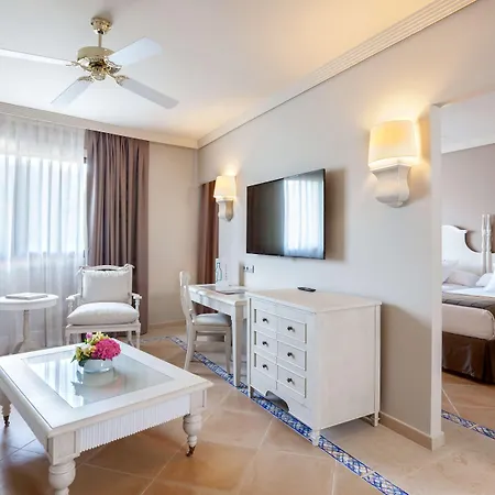 מלון Barcelo 4*