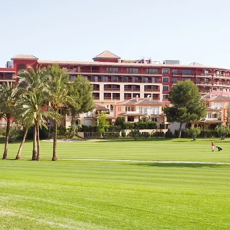 Barcelo Hotel 4*